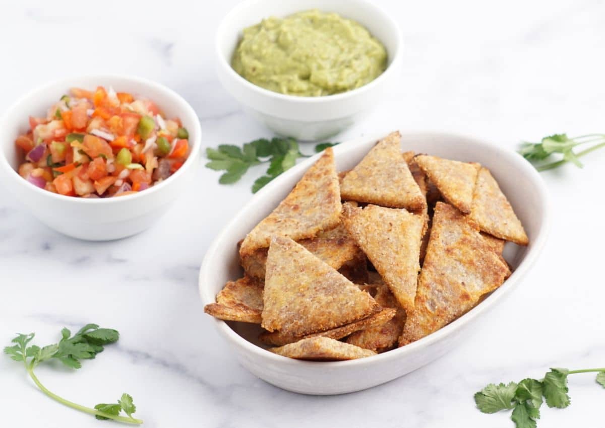 tortilla chips with dip